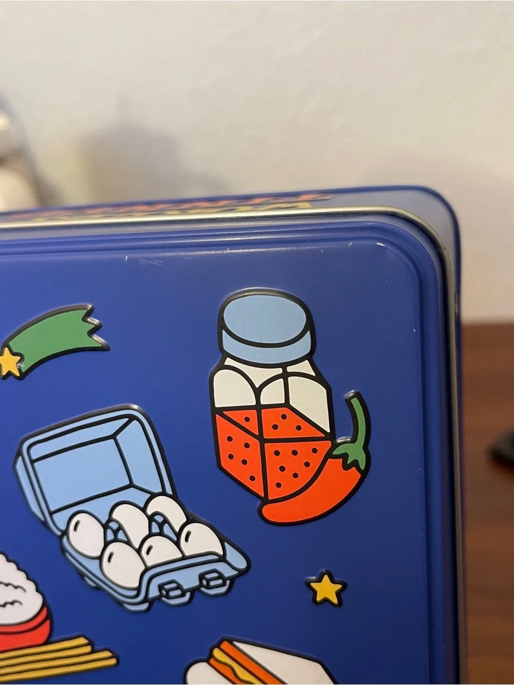 Blue Decorative Pet Fish Tin - Colorful Kitchen Design